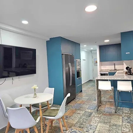 Διαμέρισμα Suncastle -with Share Rooftop Terrace And Barbecue *